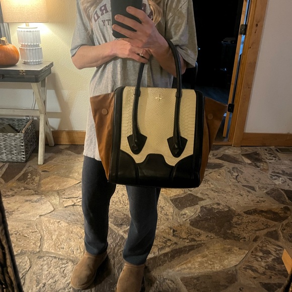 POUR LA VICTOIRE BUTLER EMBOSSED LEATHER COFFEE BONE BLACK LARGE TOTE BAG - Picture 10 of 11